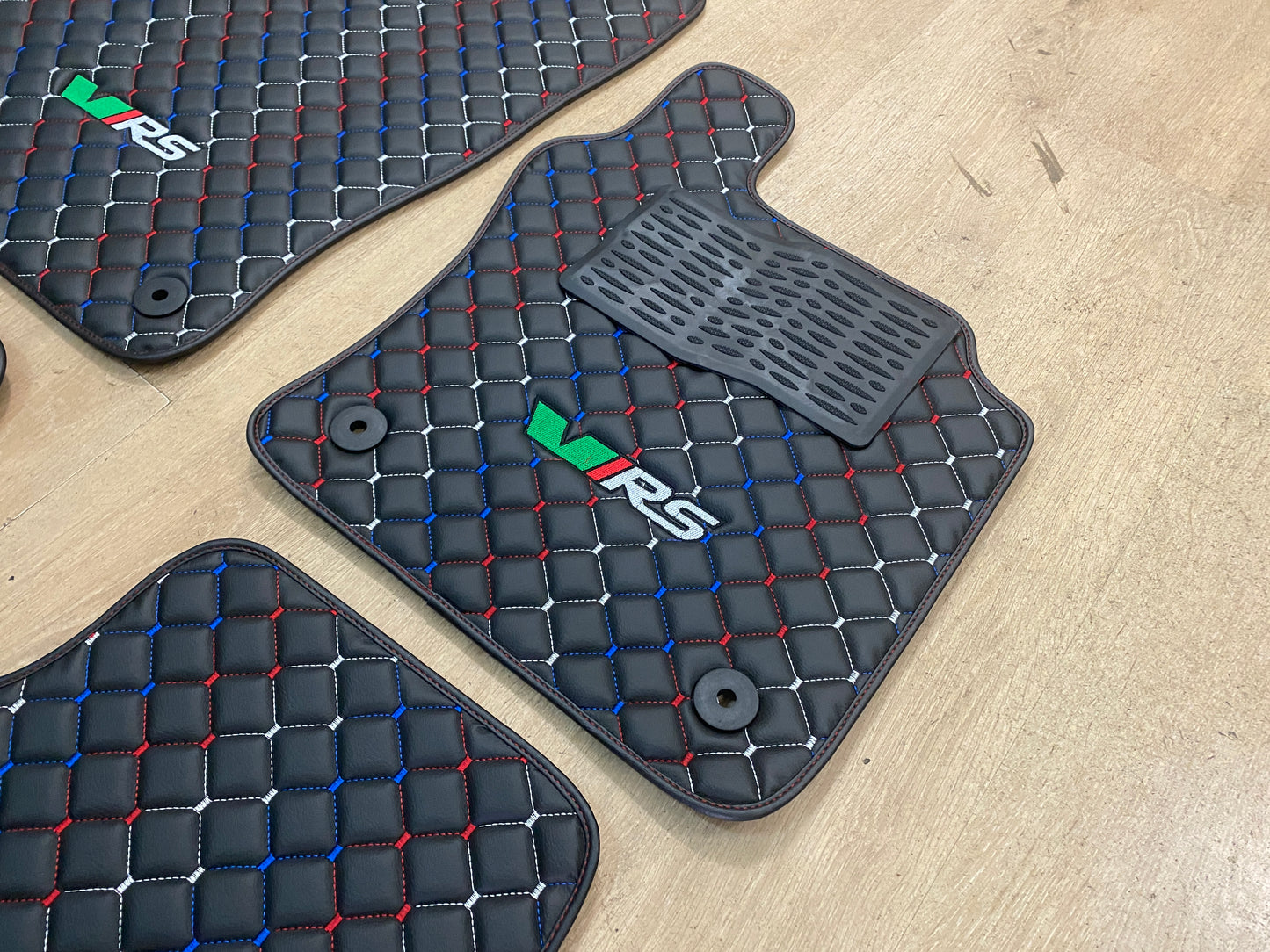 Skoda Octavia 2013-2020 VRS - Set of 4x Car Mats