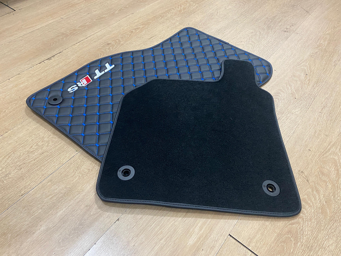 Audi TT / TTS / TTRS - Set of 2 Mats