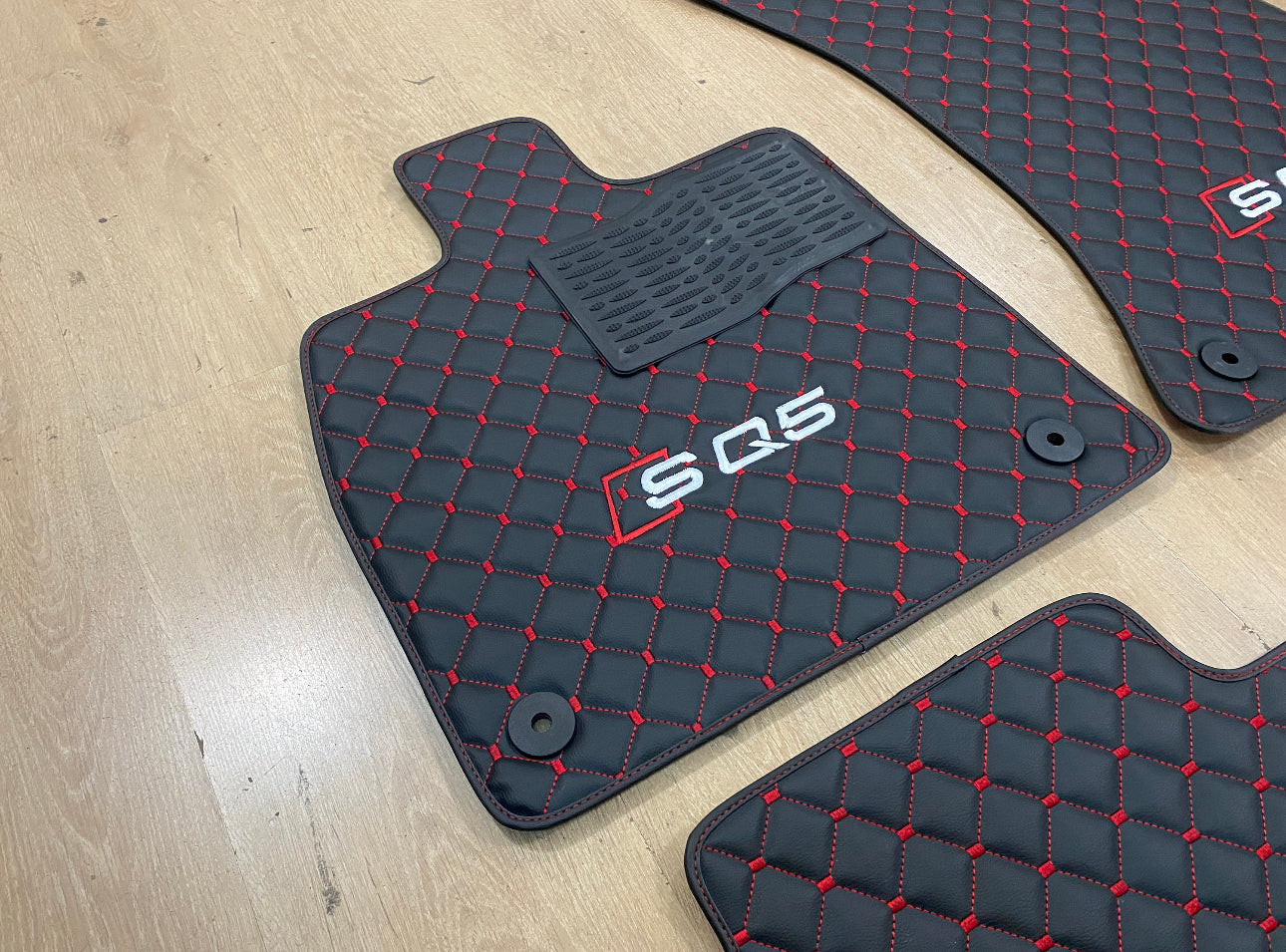 Audi SQ5 FY 2017-2024 - Set of 4x Car Mats