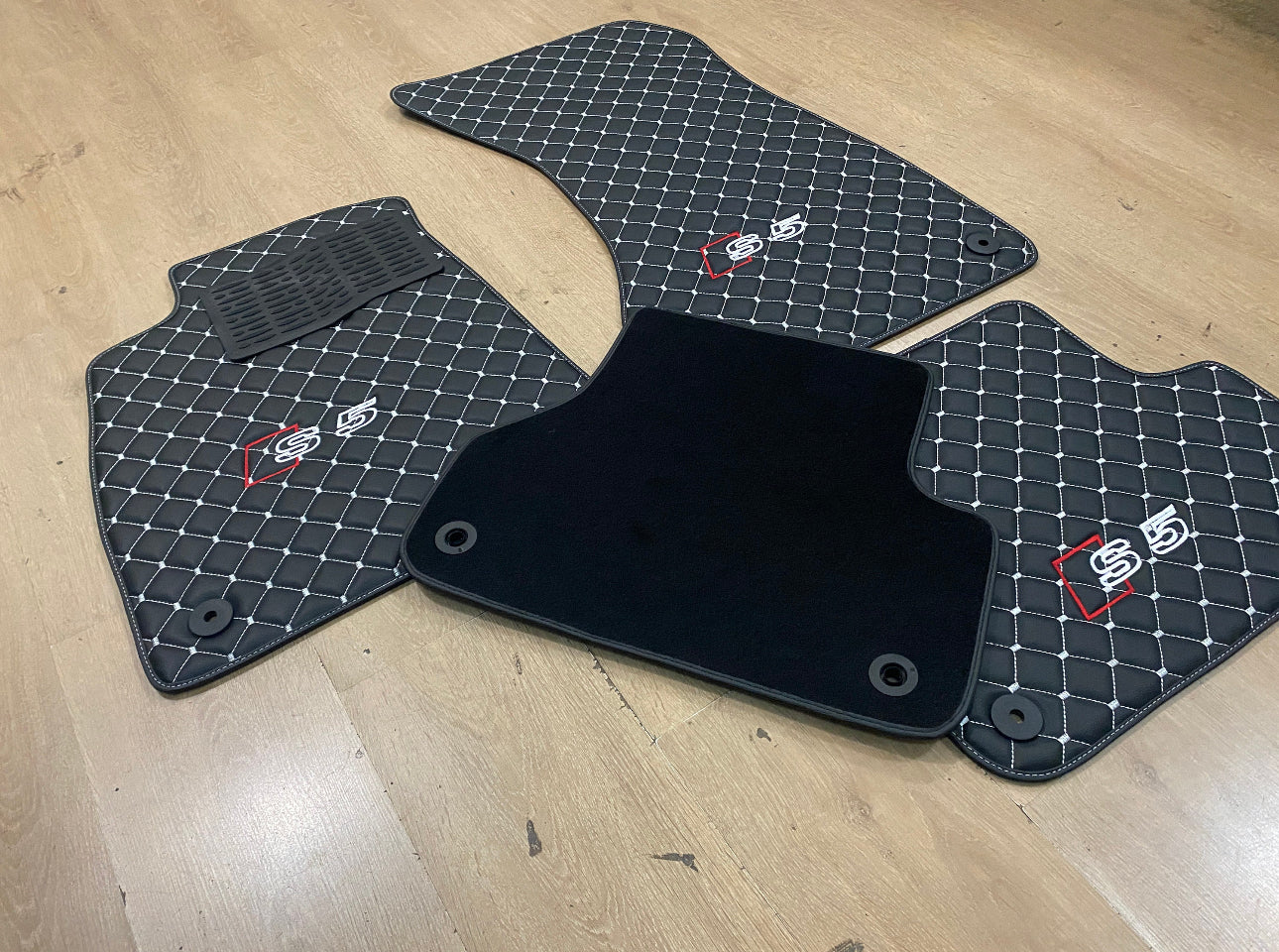 Audi S5 2007-2015 Coupe - Set of 4x Car Mats