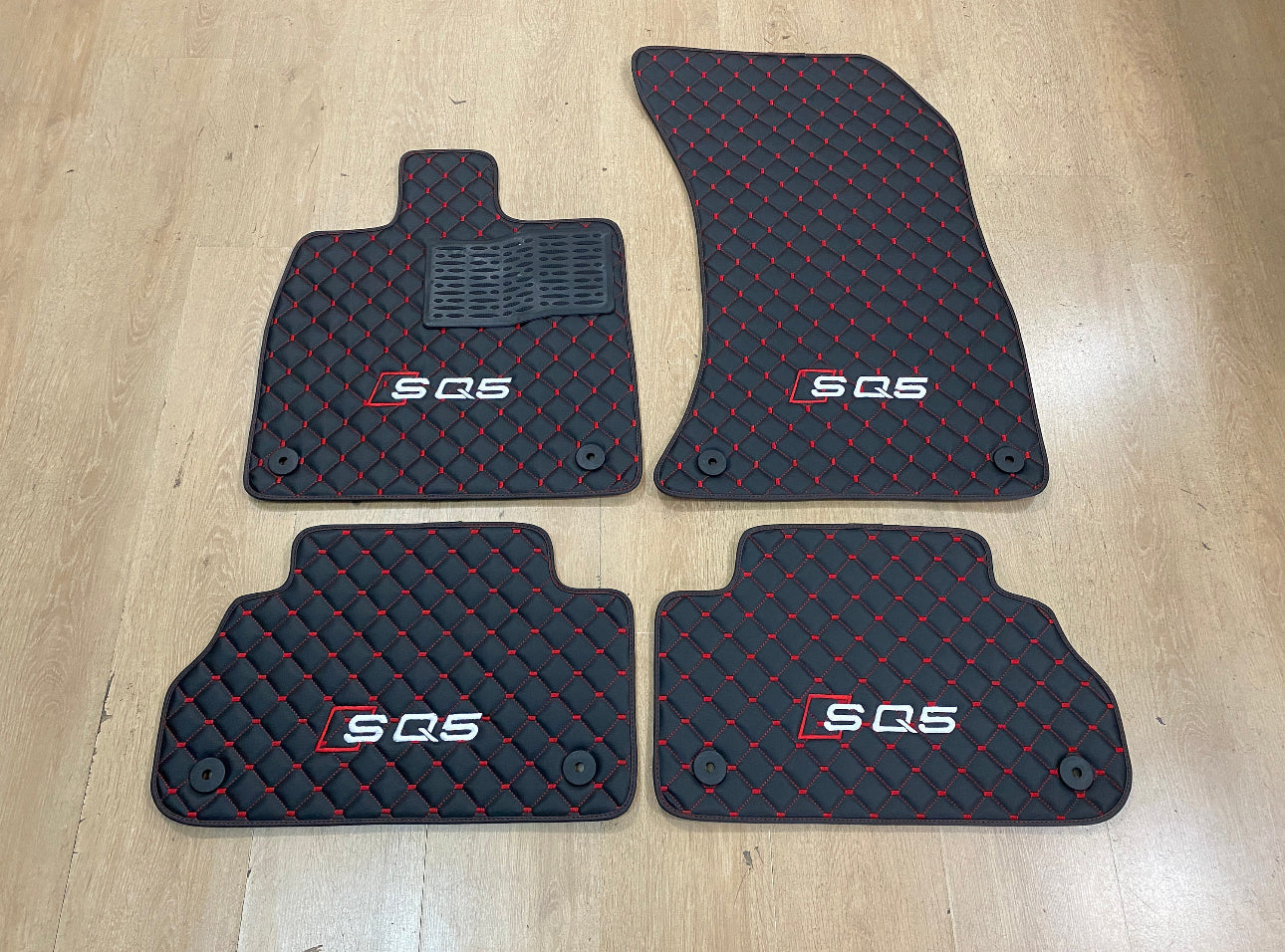 Audi SQ5 FY 2017-2024 - Set of 4x Car Mats