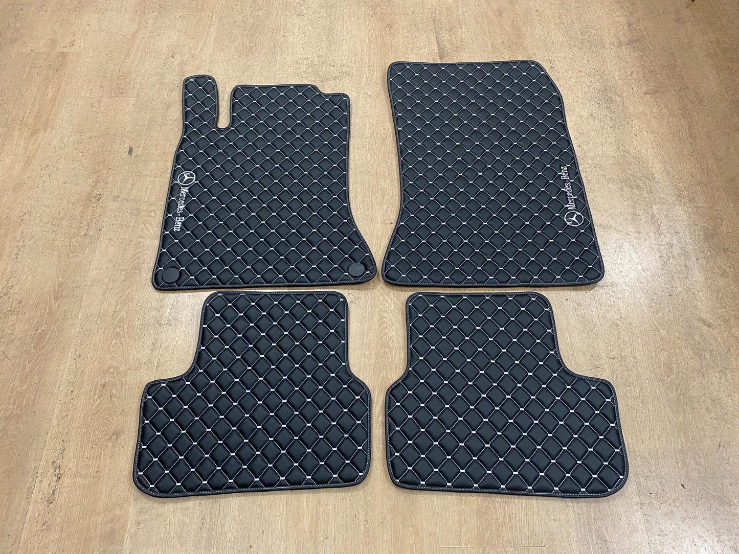 Mercedes A-B-C-CL-E-S-SL-AMG - Set of 4x Car Mats