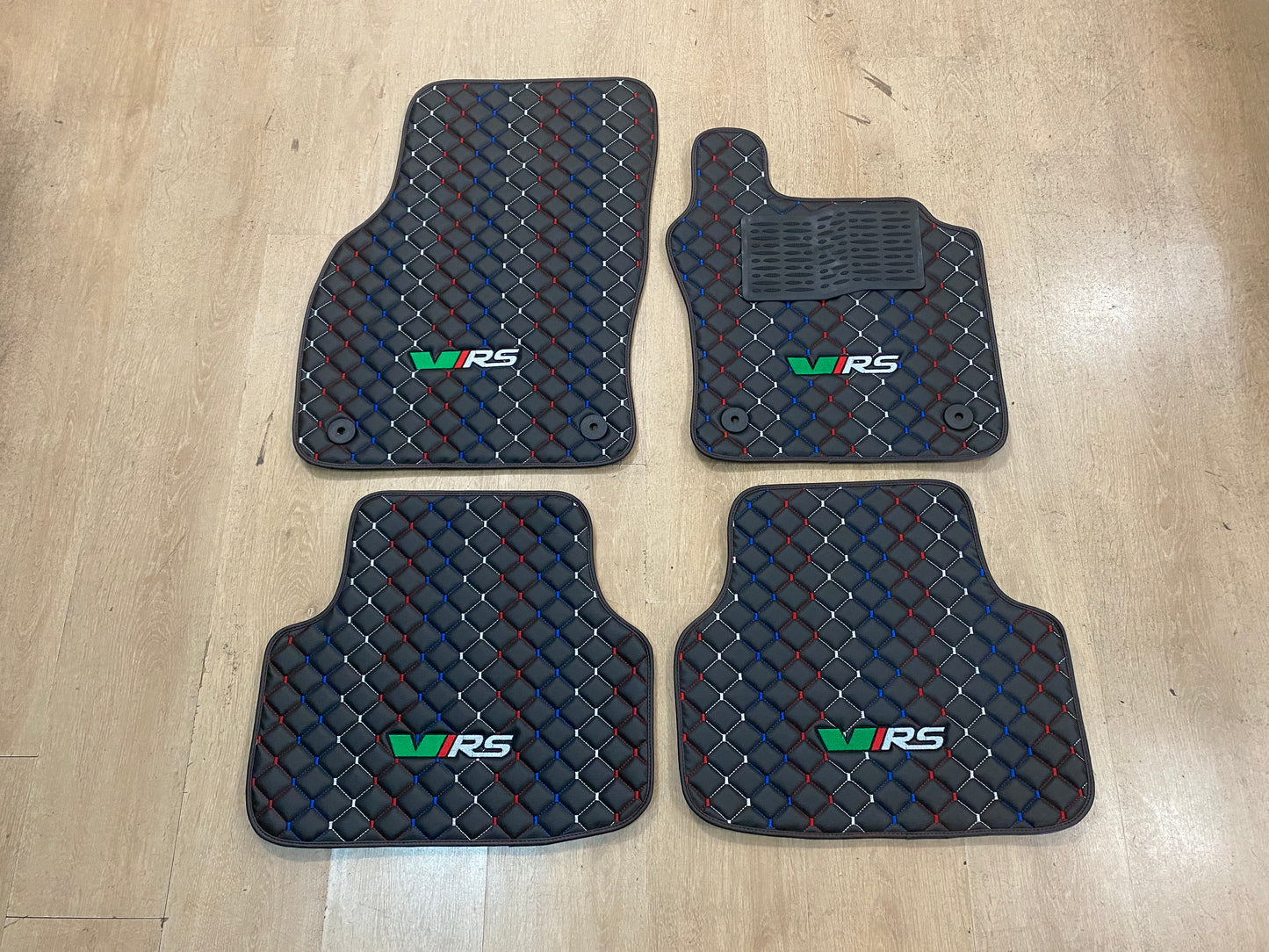 Skoda Octavia 2013-2020 VRS - Set of 4x Car Mats