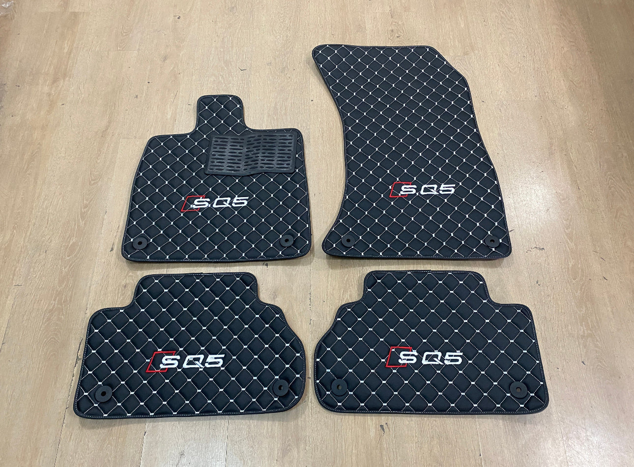 Audi SQ5 FY 2017-2024 - Set of 4x Car Mats
