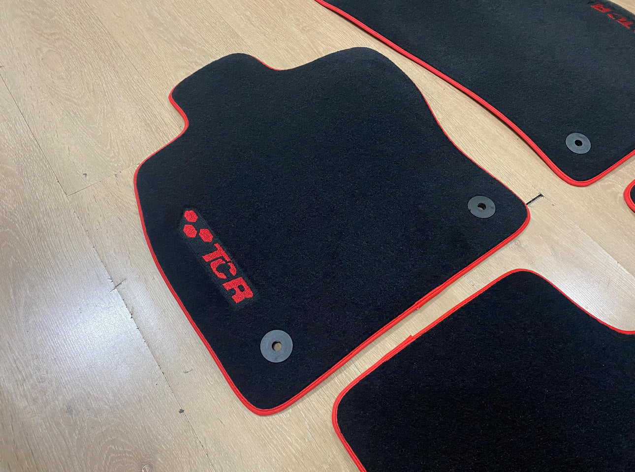 VW Golf 7 TCR 2013-2020 - Set of 4x Mats