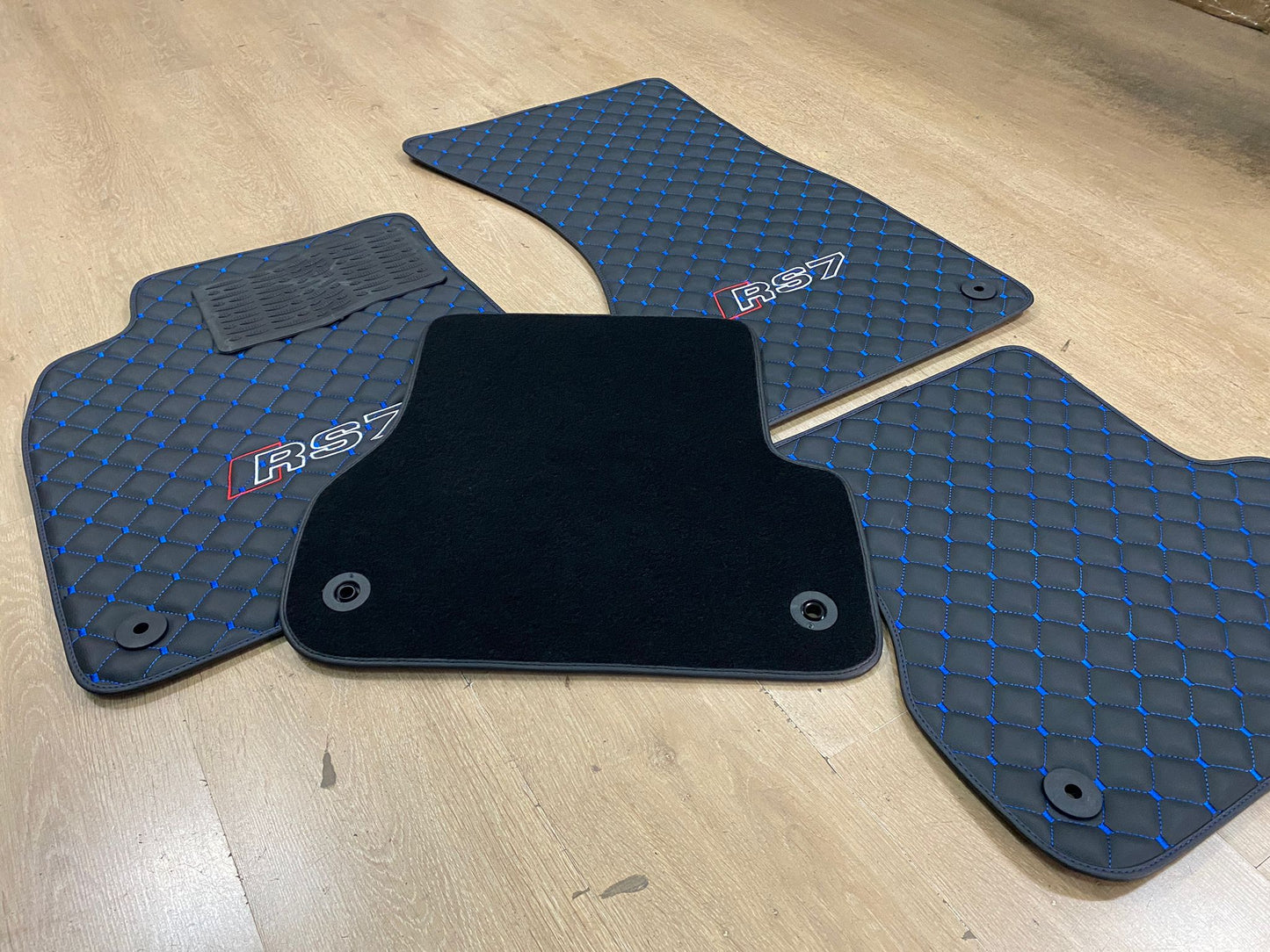 Audi RS7 / S7 / A7 - Set of 4x Car Mats