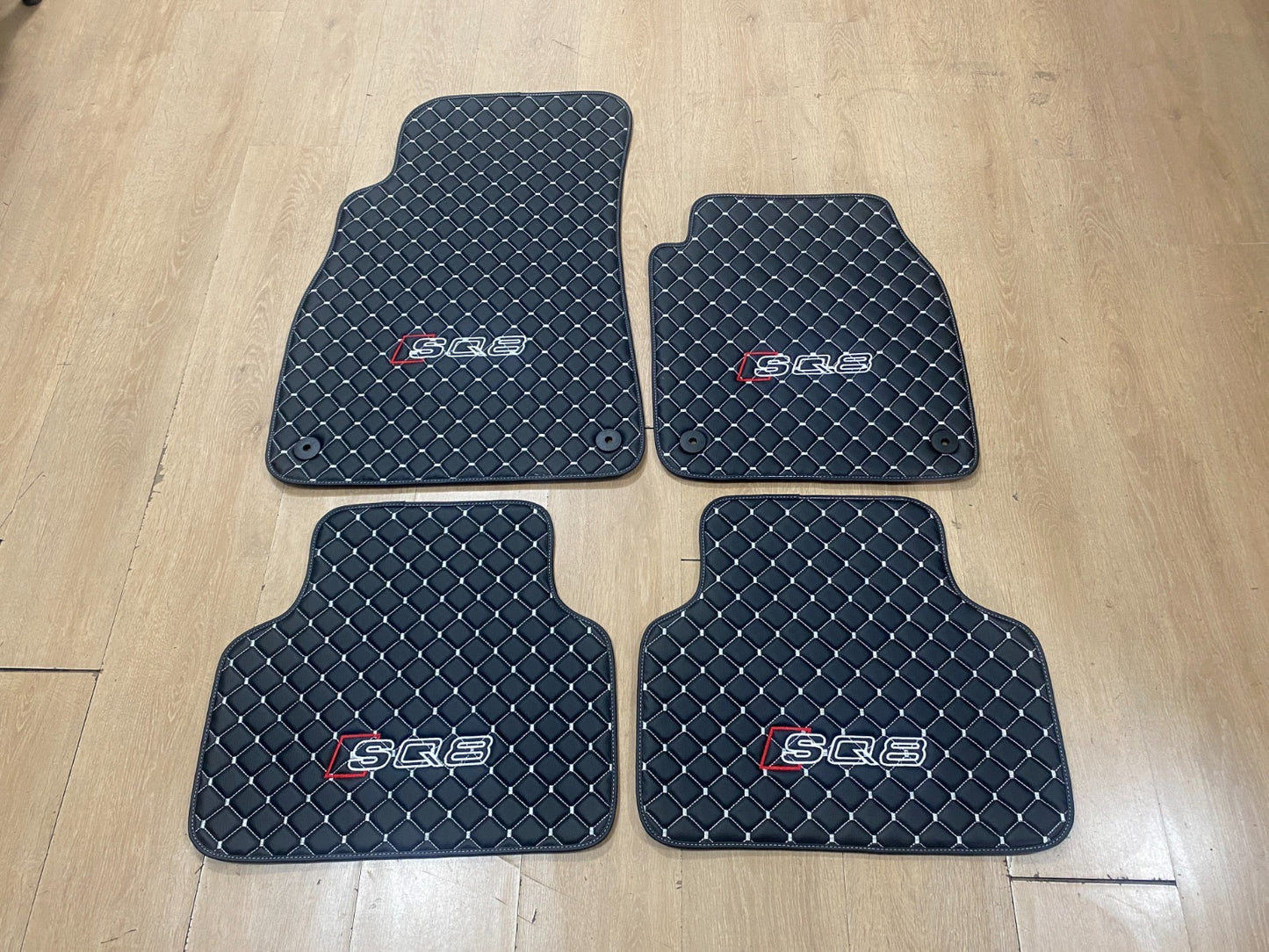 Audi SQ8 2018-2024 - Set of 4 Mats