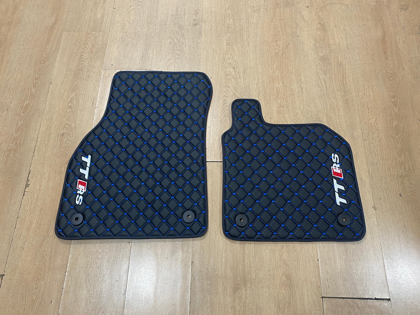 Audi TT / TTS / TTRS - Set of 2 Mats