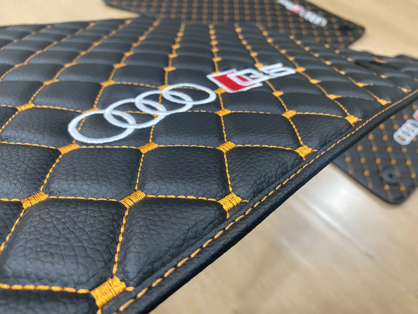 Audi Q5 2018-2025 Car Mats - Set of 4