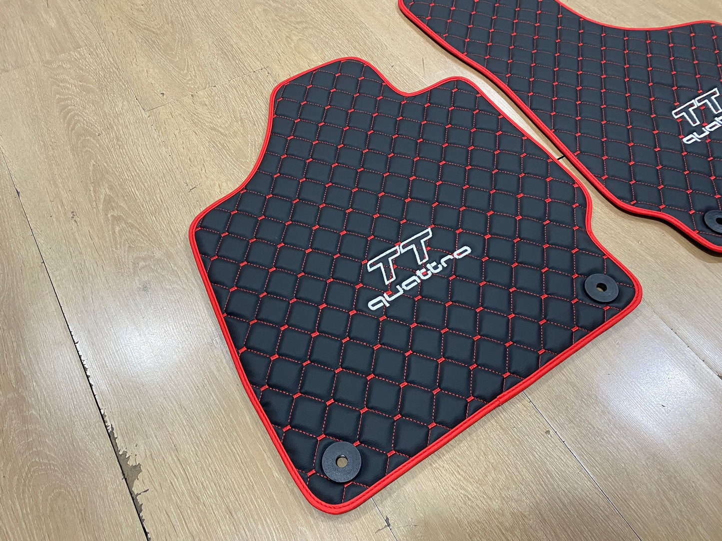 Audi TT MK2 | Set of 2x Mats