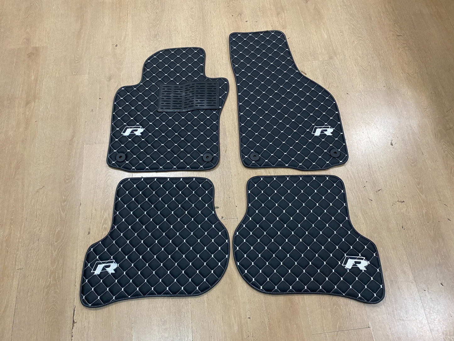 MK5 Golf R - Set of 4x Leather Mats