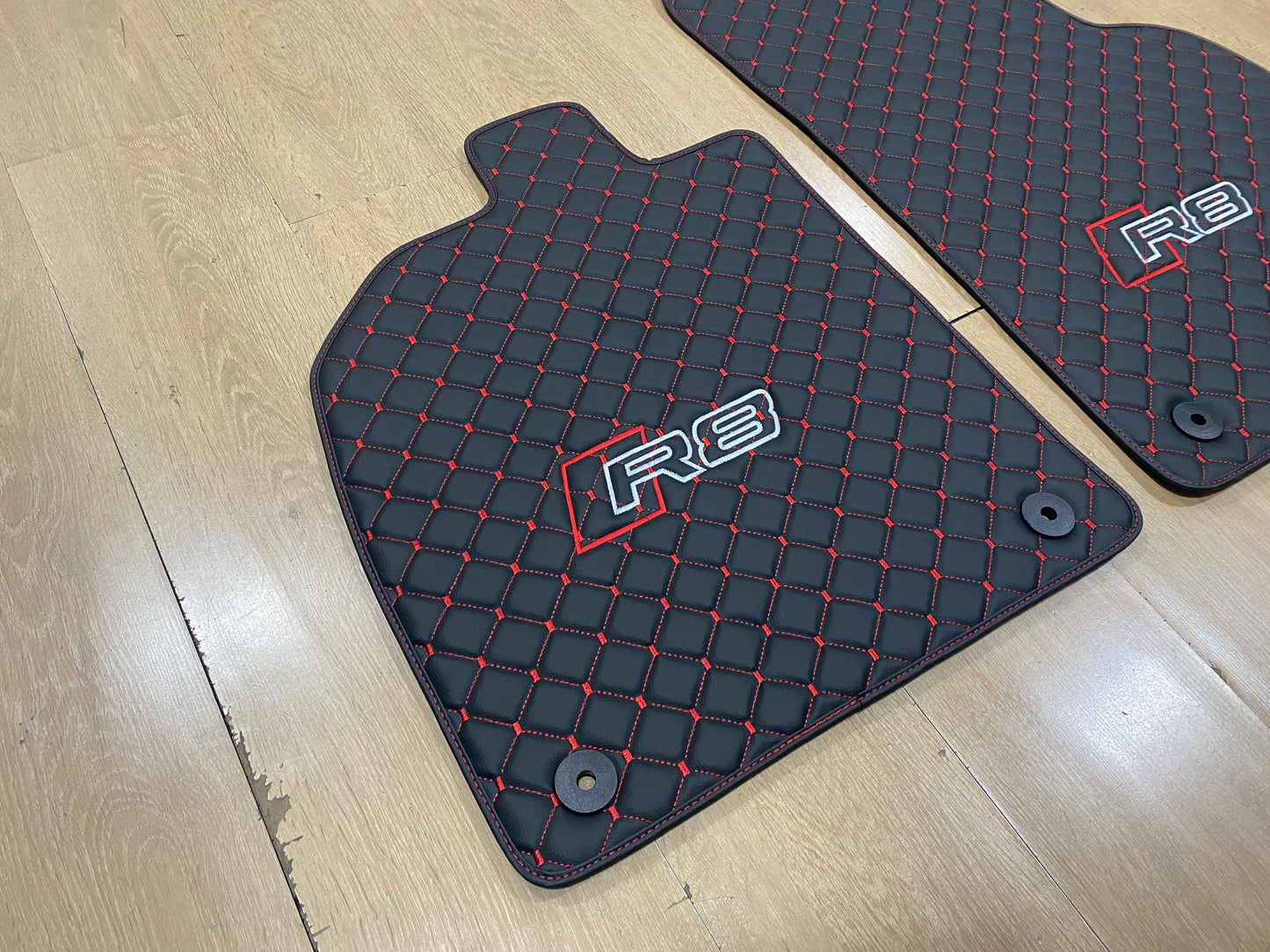Audi R8 2016-2024 2x Mats