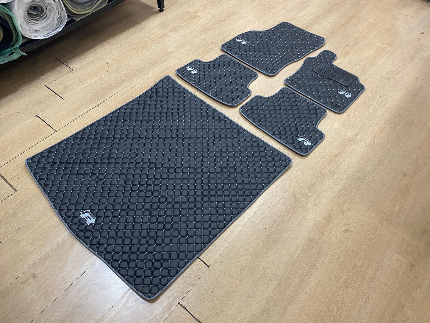 MK7 Golf R Estate - Set of 4 Car Mats + Boot Liner