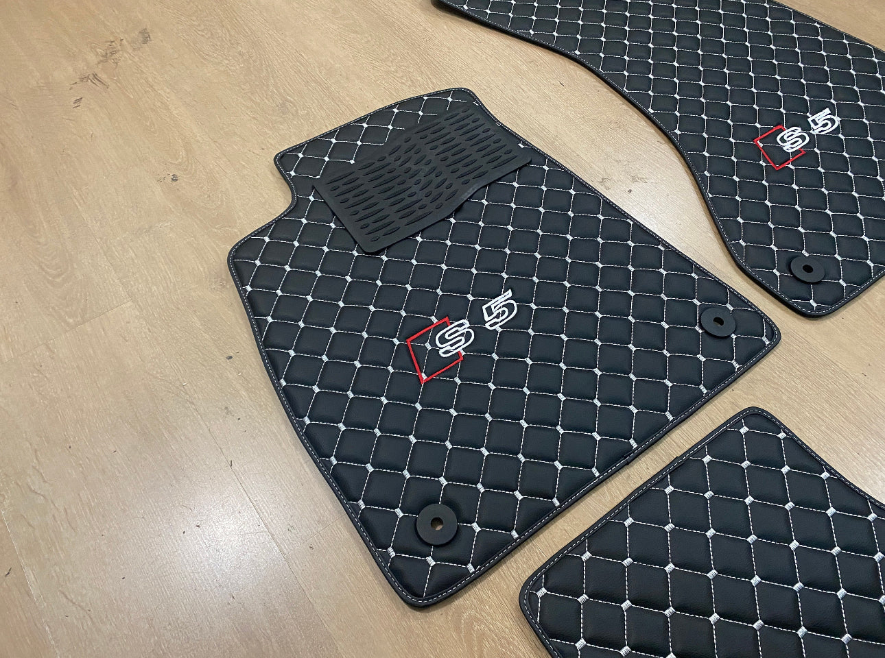 Audi S5 2007-2015 Coupe - Set of 4x Car Mats