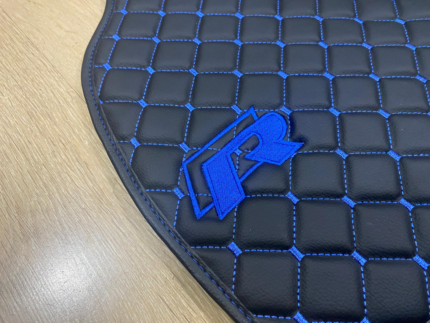 Golf R MK7.5 - Set of 4x Car Mats