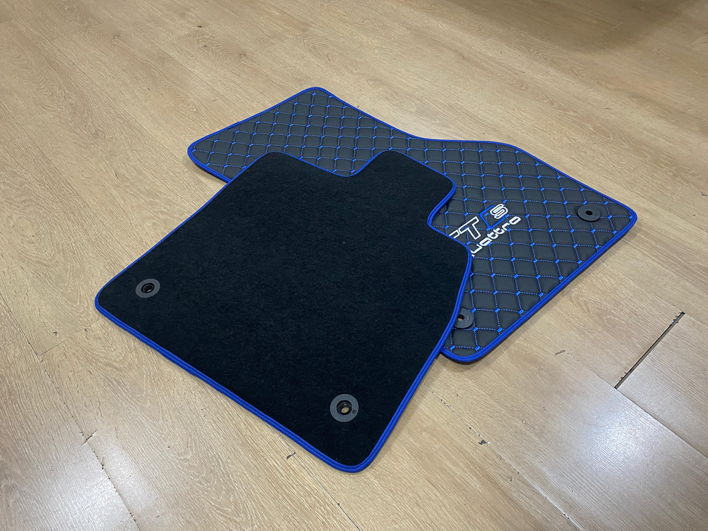 Audi TTS Mk3 - Set of 2 Mats